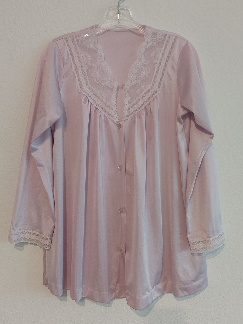 Vintage PINEHURST Lingerie Women's Lavender Lace-Trim Button Front Pajama Top